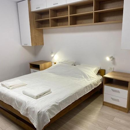 New Apartment Situat Pe Stefan Cel Mare, La 5 Min De Obor ブカレスト エクステリア 写真